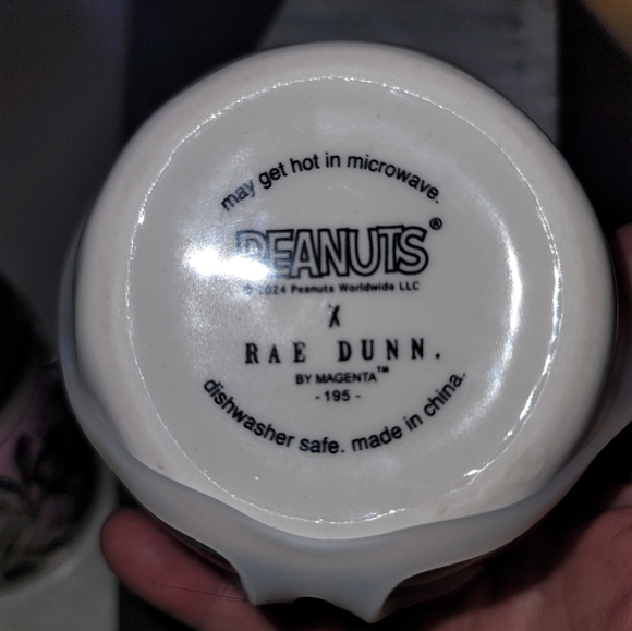 Rae Dunn Snoopy Measuring Cups - Picture 3 of 4